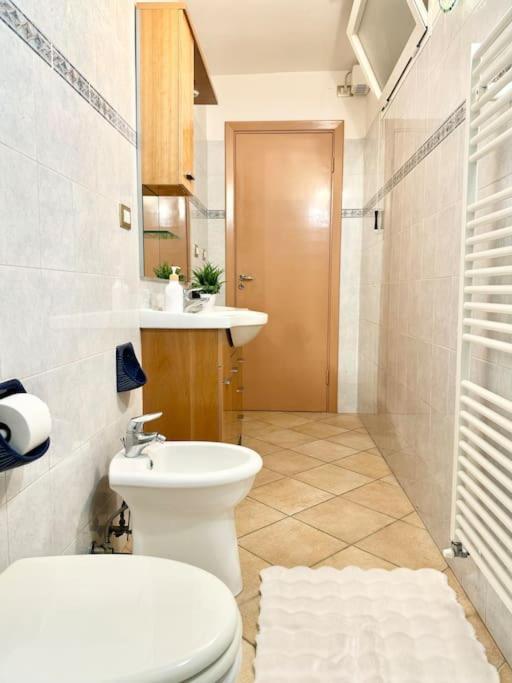 Апартаменты Casa Nel Verde - 4 Posti Letto Кьяравалле Экстерьер фото